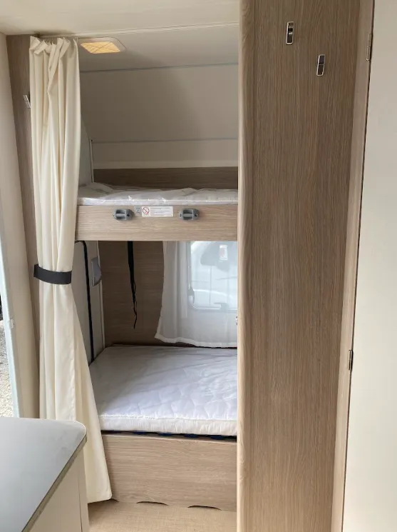 Caravane - Burstner - 490 TK PREMIO LIFE - 2025